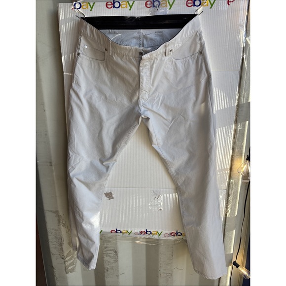 Nike Dri-Fit Slim Fit Men's White Pants  Size 36x32 - Picture 1 of 10